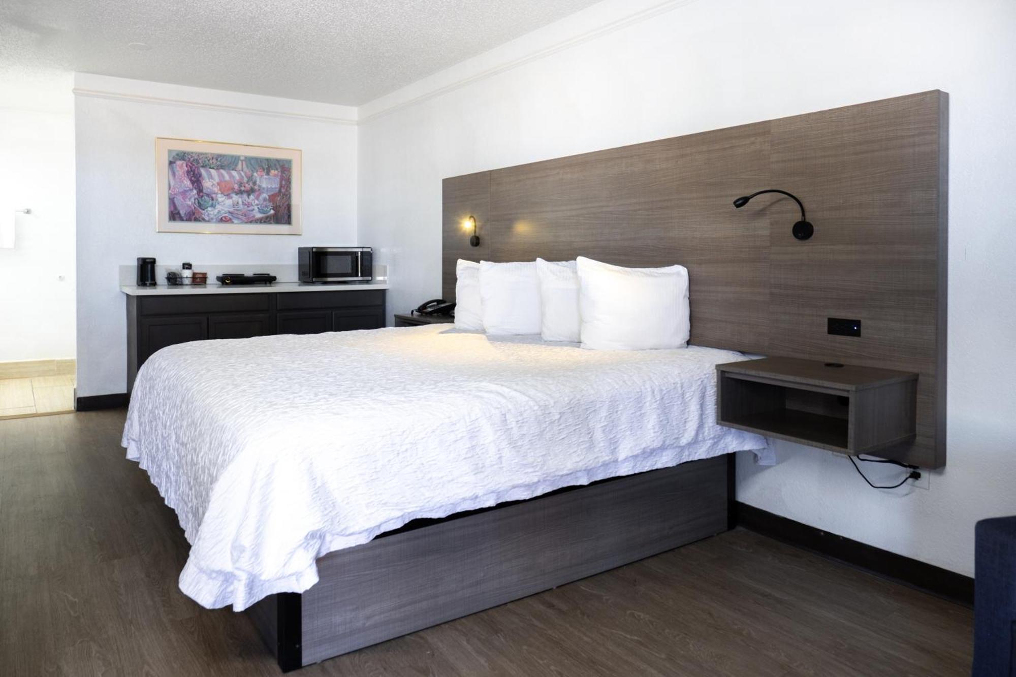 Baymont By Wyndham Fort Stockton Buitenkant foto